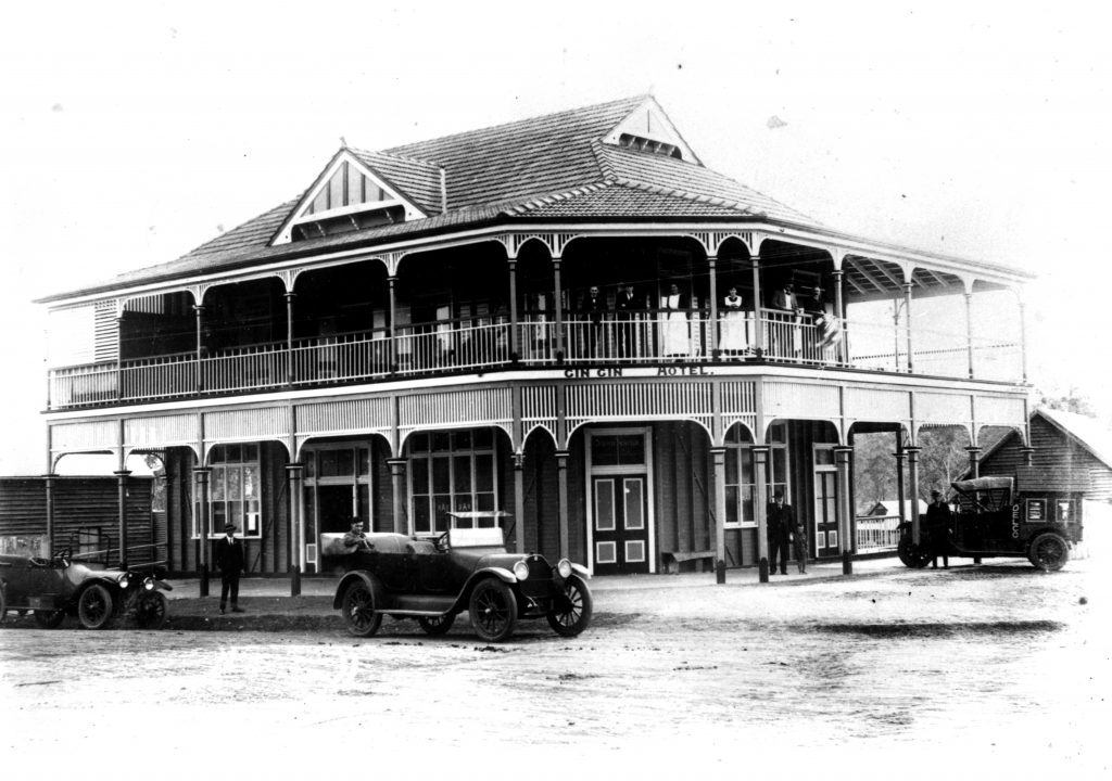 Gin Gin Hotel TIME GENTS