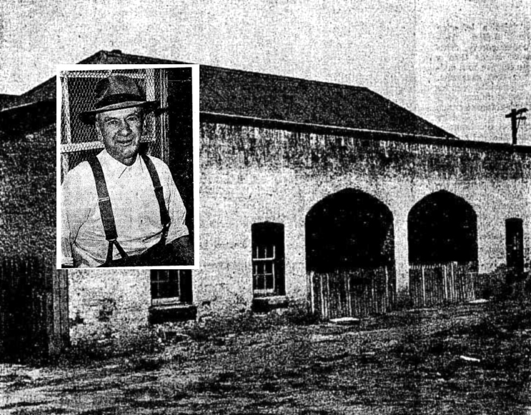 Bungendore's two Royal Hotels