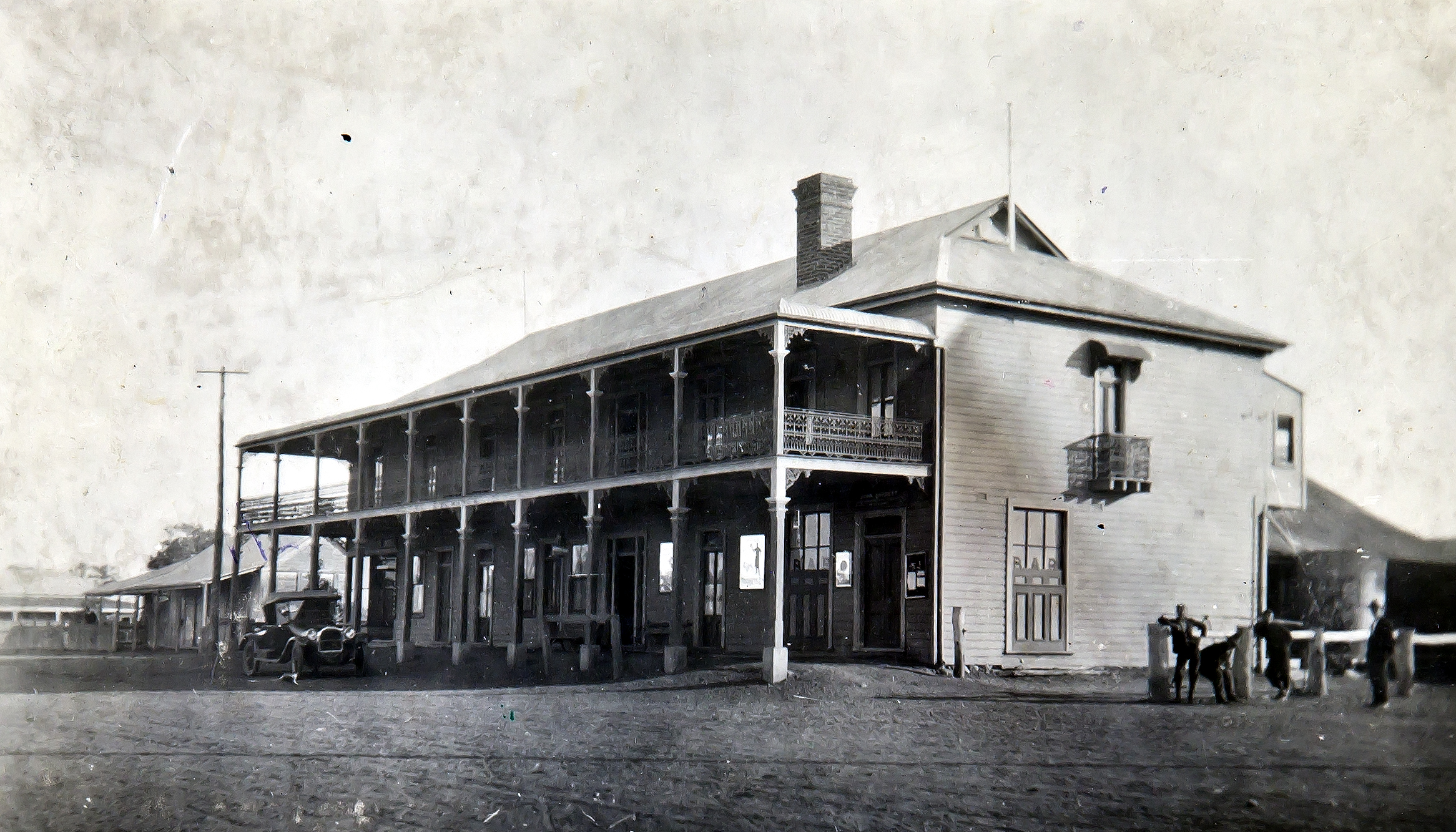 The Rise and Fall of the Exchange Hotel, Angledool